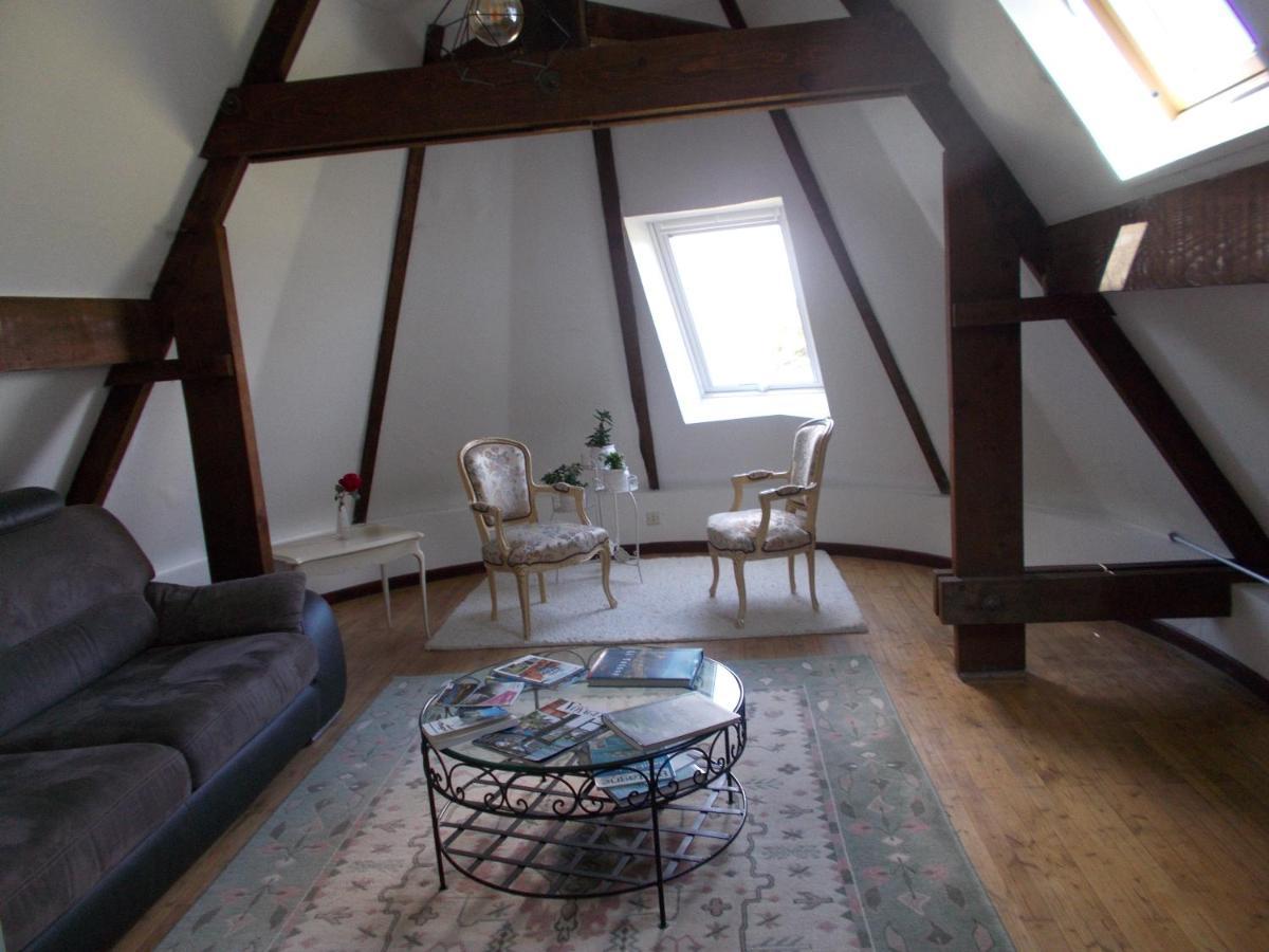プルグレスカン Les Ajoncs Bed & Breakfast エクステリア 写真